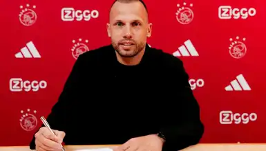 Ajax, Heitinga'yı Teknik Direktör Olarak Atadı