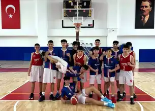 Kepez Belediyespor U16: Yenilgisiz Seri Devam Ediyor!