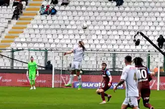 Konyaspor-Trabzonspor: İlk Yarı Golsüz Beraberlik