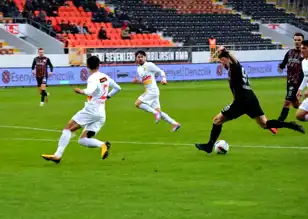 Çorum FK, Yeni Malatyaspor'u 2-0 Yendi!