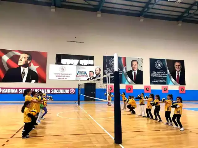 Başiskele'de Kış Spor Okulları Tam Gaz Devam Ediyor