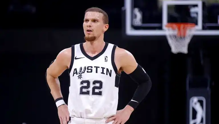 NBA Yıldızı Flynn, Bahçeşehir Koleji'nde!