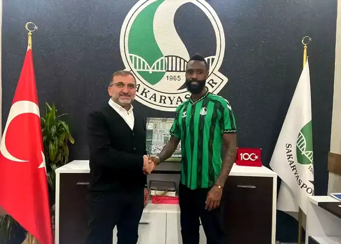 Sakaryaspor, N'Koulou'yu Kiralık Transfer Etti